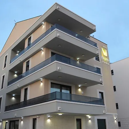 Jakov Apartament
