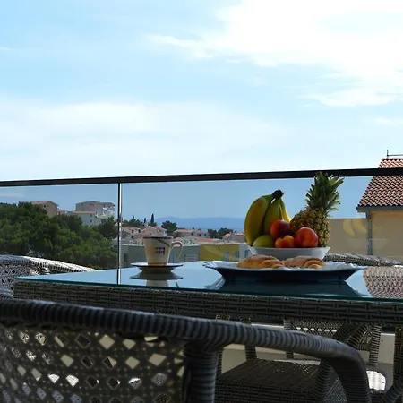 Apartament Jakov