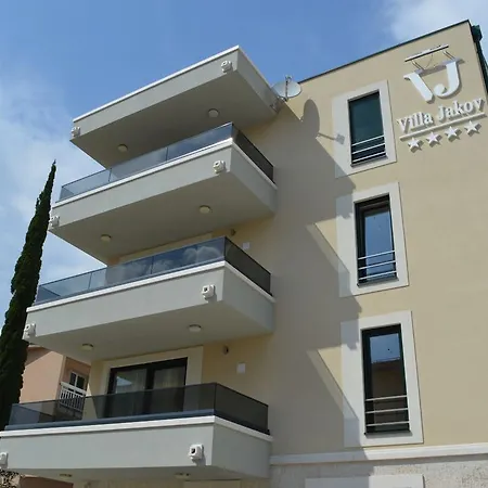 Jakov Apartament