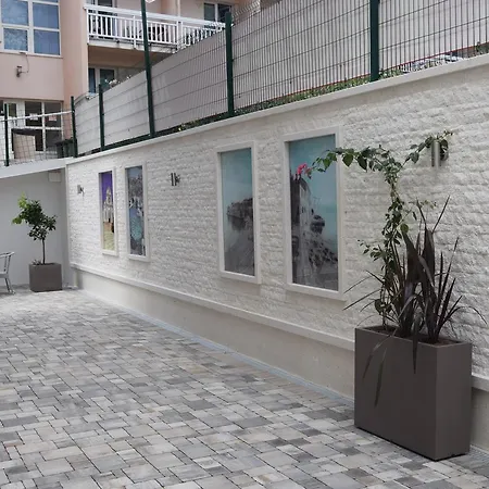 Jakov Apartament