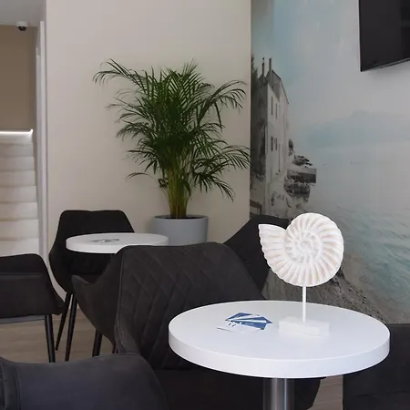 Jakov Apartament *
